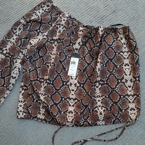 Sexy one shoulder shirt